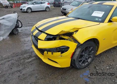 2018 Dodge Charger Gt Awd z USA, uszkodzony, nr VIN 2C3CDXJG6JH115743